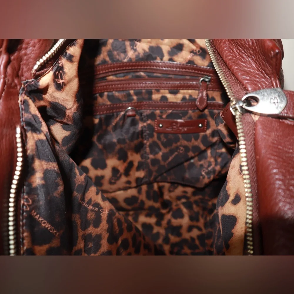 Gorgeous B. Makowsky handbag - Picture 3 of 3